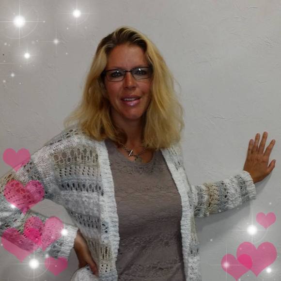 Meet your Posher, Stacey - Picture 1 of 1